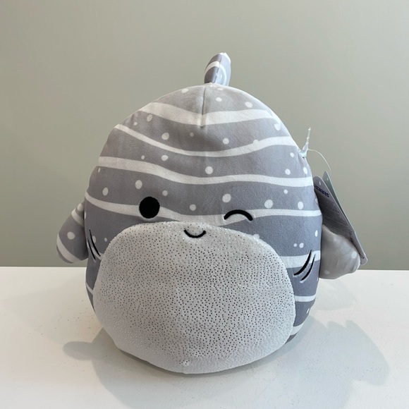 NWT 8” Sachie the Whale Shark Squishmallow - Picture 1 of 4